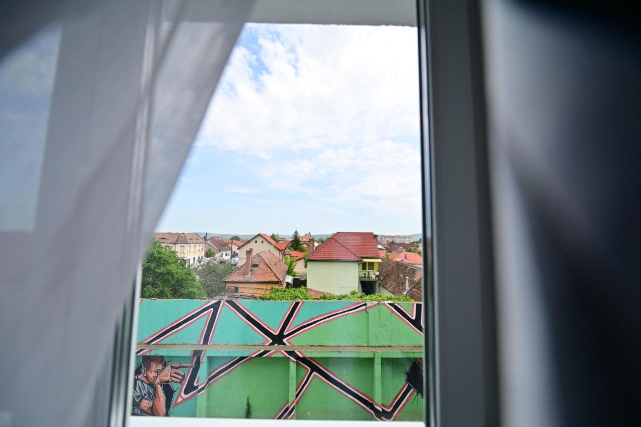 Flh - Blue And Pink Lagoon - Kogalniceanu Sibiu Bagian luar foto